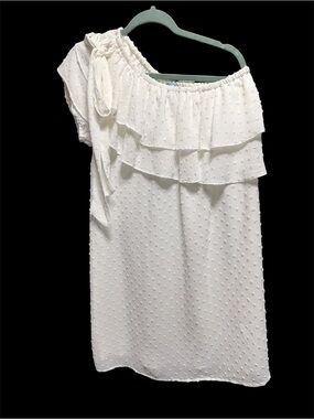 CeCe White One Shoulder Ruffle Dress